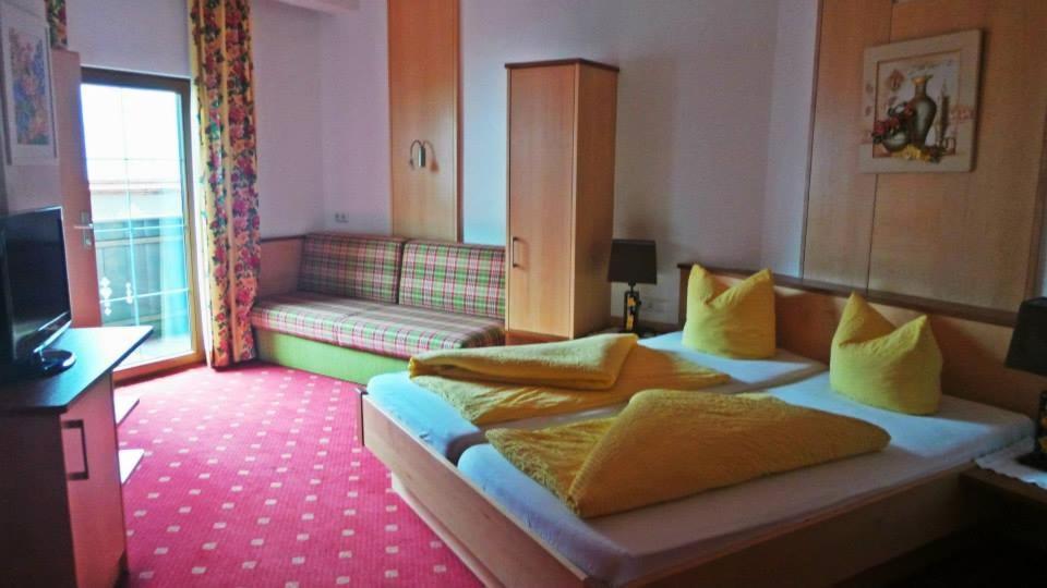 Hotel-Garni Pramstraller マイヤーホーフェン エクステリア 写真